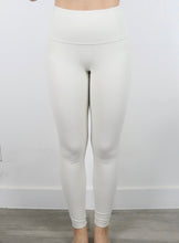 Load image into Gallery viewer, Textured Leggings - Cream White
