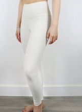 Load image into Gallery viewer, Textured Leggings - Cream White
